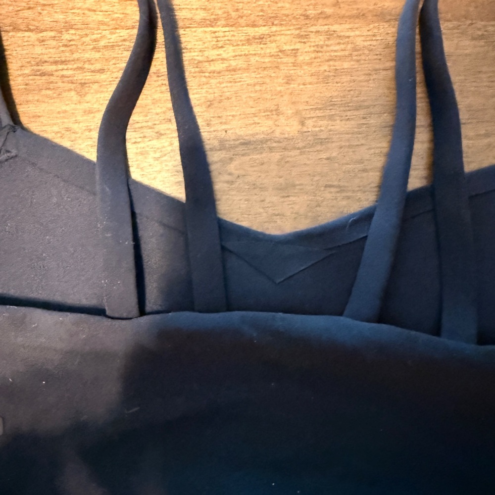 All in Motion Everyday Soft Strappy Bra Black Size Small NWT Light Support - Picture 4 of 5